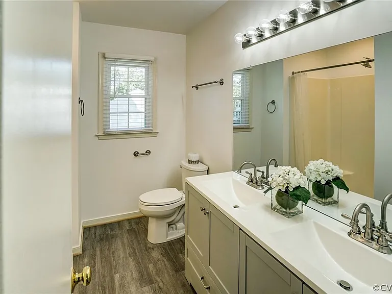 8112 Nashua Dr — Photo 11