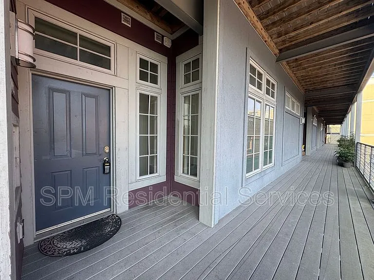 801 N 4th St #302 — Photo 2
