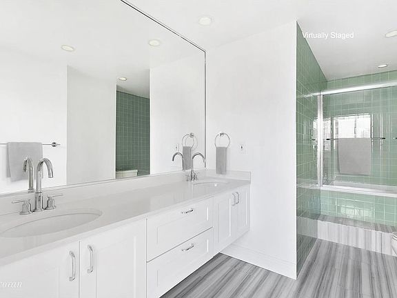 4th image of 310 E 46th St APT 25G
