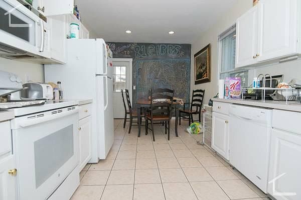 1st image of 81 Gibbs St #_002