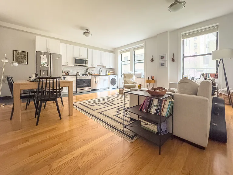 680 W End Ave #2E — Photo 4