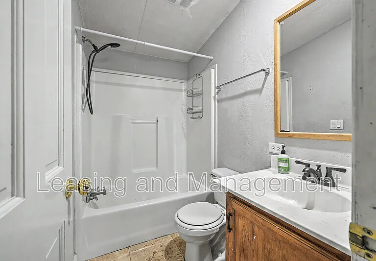 3585 Riley Wright Rd #2 — Photo 22
