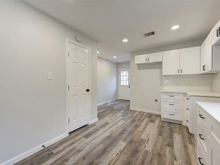 3705 Rawley St — Photo 33