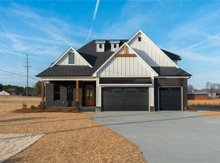 117 Hanes Ln, Lexington, NC 27295