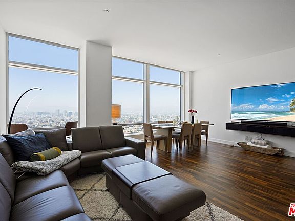 4th image of 900 W Olympic Blvd Unit 39