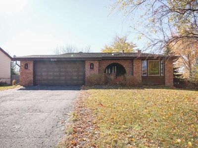 820 127th Ave NE, Blaine, MN, 55434