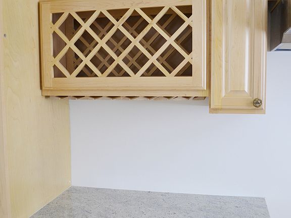 5th image of 6343 Tujunga Ave