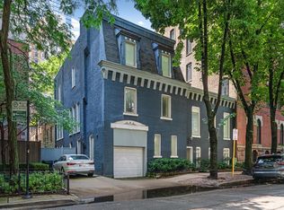 29 W Chestnut St #3, Chicago, IL 60610