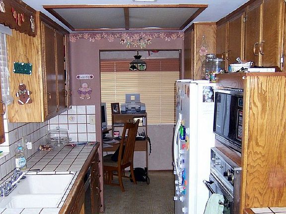 3rd image of 24285 Virginia Ln