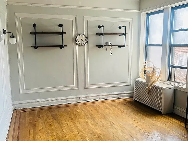 225 Bennett Ave #2KC — Photo 2