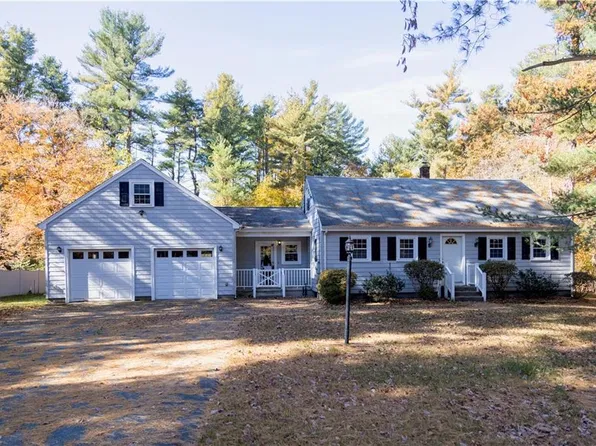 65 Locust St, Assonet, MA 02702