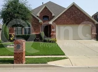 2517 Flowing Springs Dr, Fort Worth, TX 76177