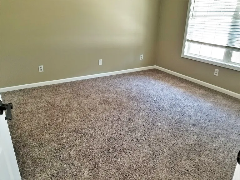 239 N Main St — Photo 13