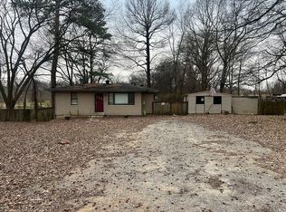 1707 W Raines Rd, Memphis, TN 38109