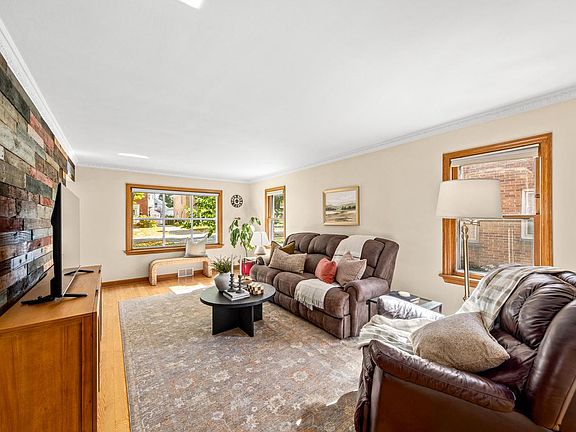 4th image of 2237 Lefeber AVENUE