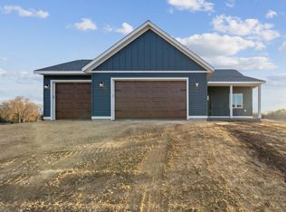 1624 Squirrel Way, New Richmond, WI 54017