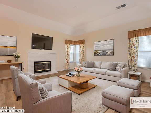5th image of 741 Tommy Dorsey Court