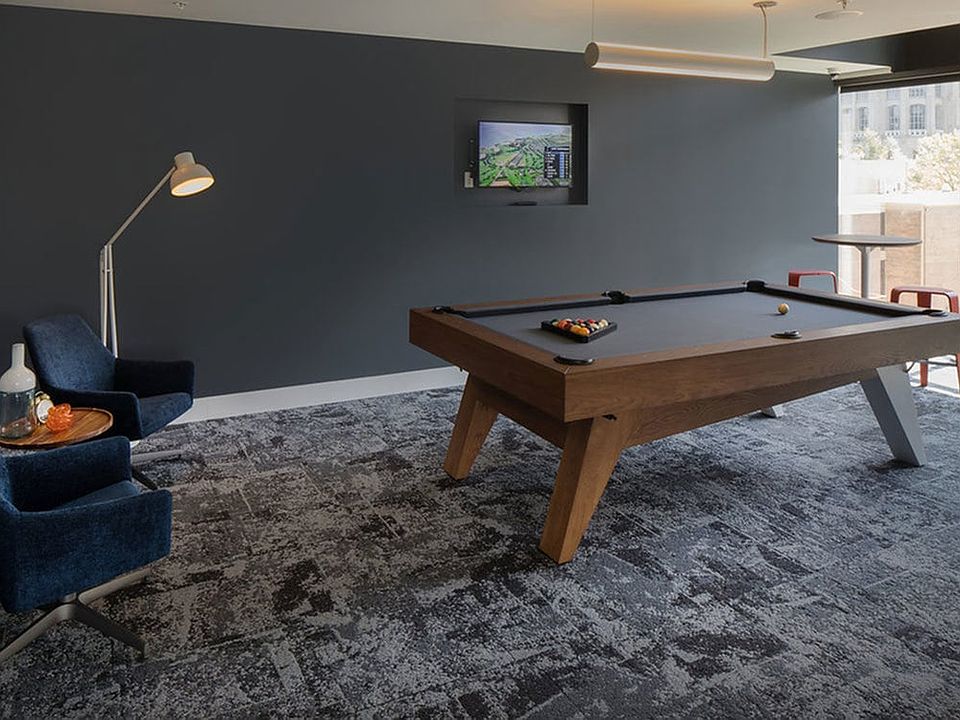 Clubroom with gaming area
