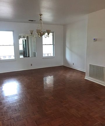 3rd image of 907 County Road 347
