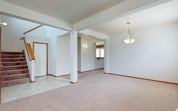 4th image of 3705 Hazelwood Dr