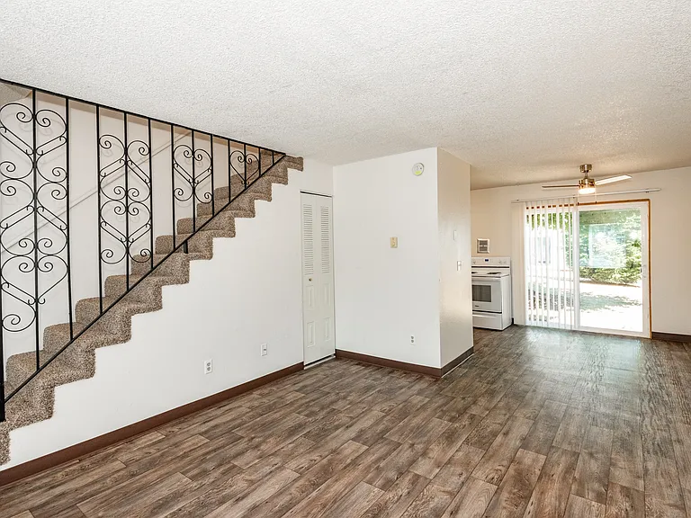 Clipper Ridge Apartments — Photo 7