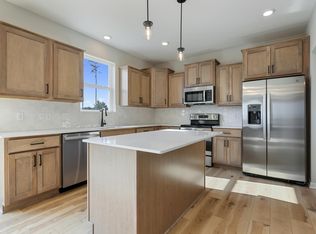 15560 Goodview Trl N, Hugo, MN 55038