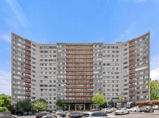 5340 Holmes Run Pkwy Unit 704, Alexandria, VA 22304