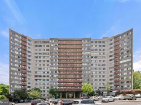 5340 Holmes Run Pkwy