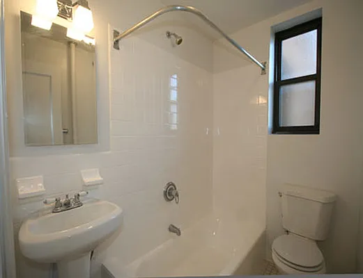 Rented by SW Queens Mezzanine | media 28