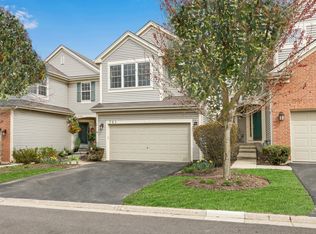 761 Creekside Cir #9-3, Gurnee, IL 60031