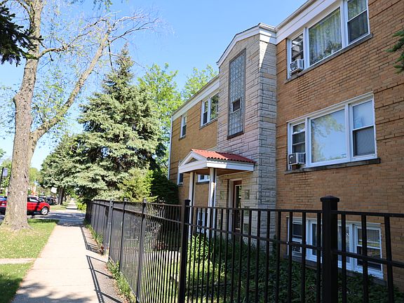 5201 W. Barry Ave front entrance