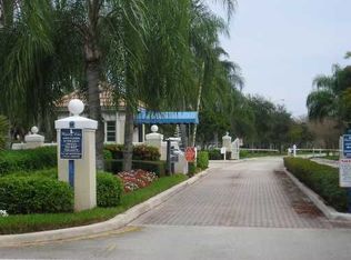 4912 Pelican St, Coconut Creek, FL 33073