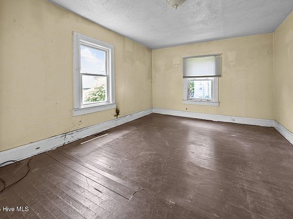 4th image of 312 W Front Street