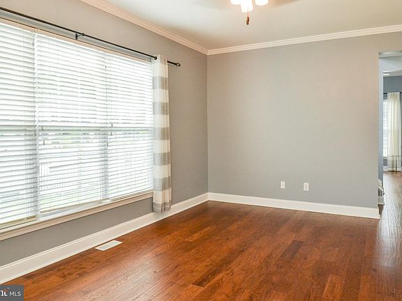 5th image of 113 Lakeside Dr