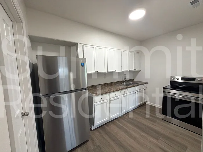 327 Laclede St #B — Photo 6