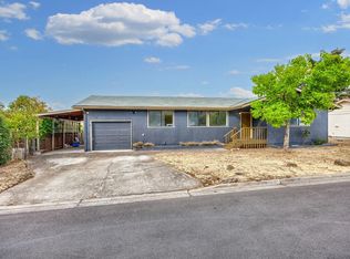 149 Almeda Dr, Ashland, OR 97520
