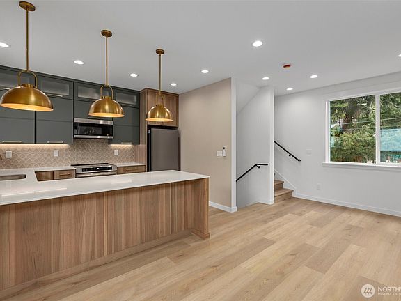 3rd image of 119 NW 112th Street