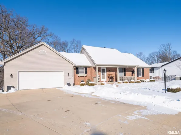 117 Hollands Grove Ln, Washington, IL 61571