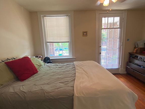 5th image of 3204 W Franklin St APT 1