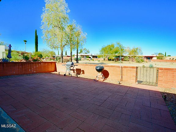 4th image of 325 N Calle Del Chancero