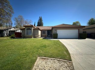 5560 N Ellendale Ave, Fresno, CA