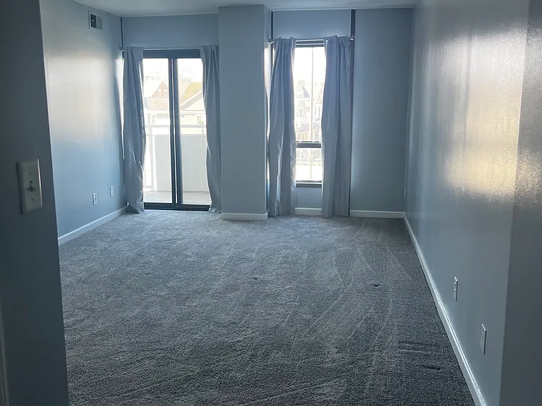 4004 Atlantic Ave #308 — Photo 32
