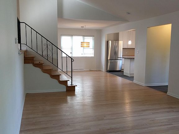 Open concept, sunny, midcentury modern