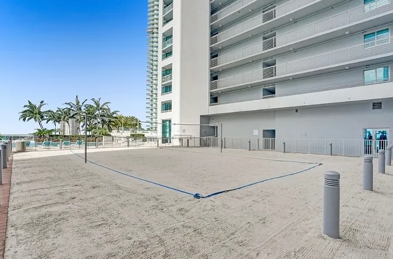 888 Biscayne Blvd #3911 — Photo 12