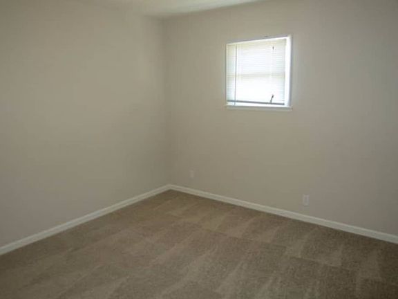 5th image of 1762 Elaine St