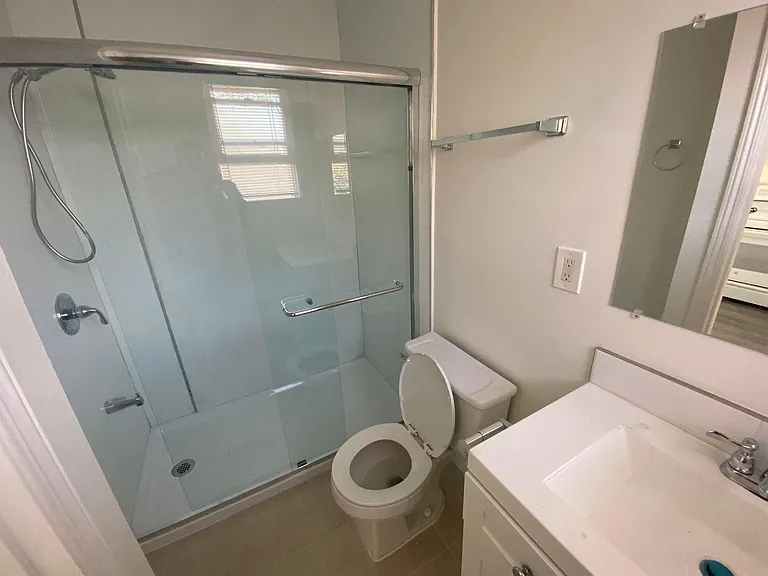 21681 E Cliff Dr #17 — Photo 5
