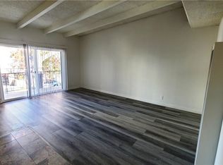5030 Sepulveda Blvd APT 7, Sherman Oaks, CA 91403