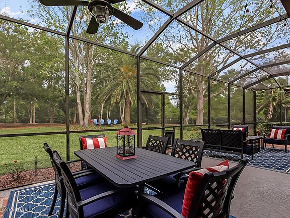 Gorgeous Covered Lanai