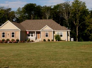 3142 S County Line Rd, Johnstown, OH 43031