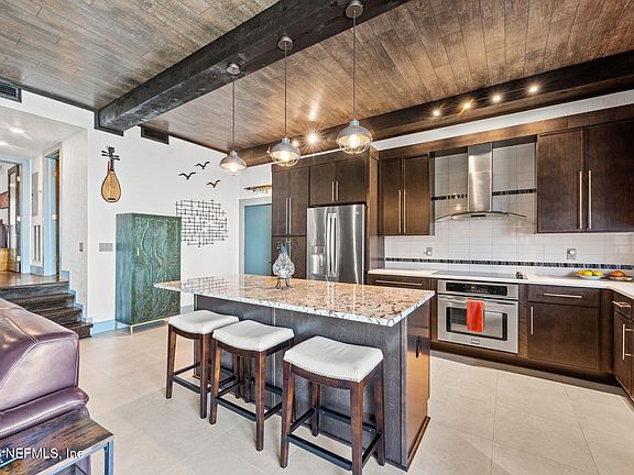 2nd image of 2201 ASTOR Street #3